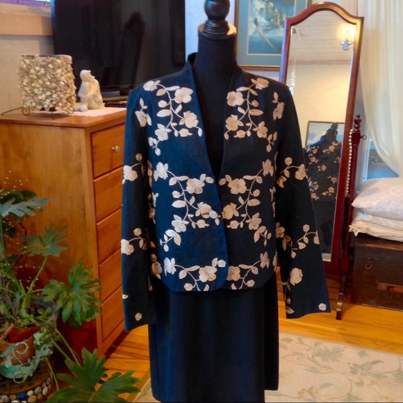 Jacket - Picture 1 of 7